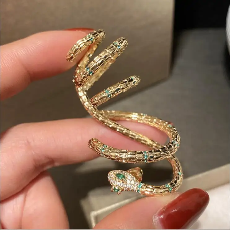 

Mysterious multi-layer earring design sense ear bone clip animals single ear accessories
