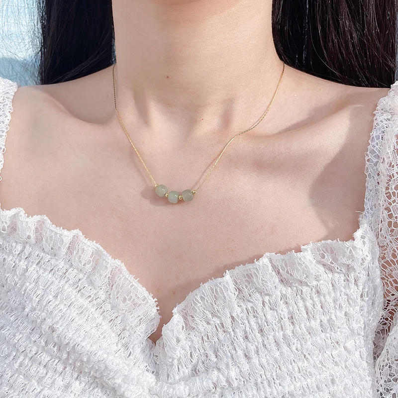 

925 Sterling Silver Necklace Female Fashion Light Luxury Niche Design Beaded Pendant Simple Personality Clavicle Chain