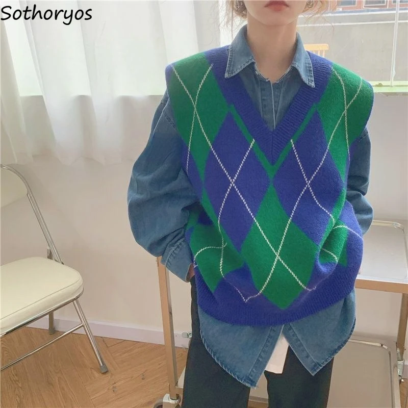 

Винтажный свитер с узором ромбиками, жилет, женская уличная одежда в стиле ромбиками, милая крутая свободная стильная Студенческая шикарна...