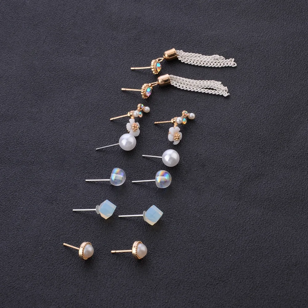 Женский комплект сережек-гвоздиков с жемчугом 6 пар набор золотых сережек