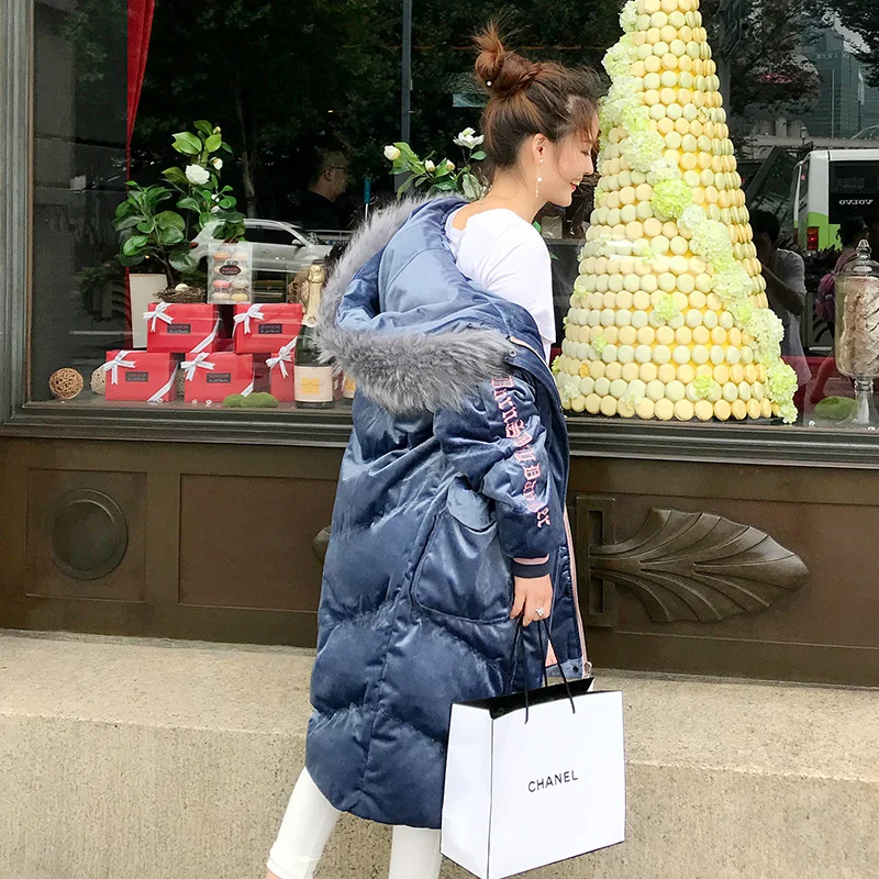 Женский пуховик на белом утином пуху длинная теплая куртка с капюшоном из