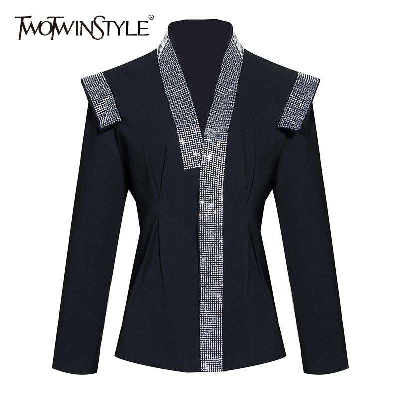 Женский блейзер с бриллиантами TWOTWINSTYLE белый составного кроя V-образным вырезом и