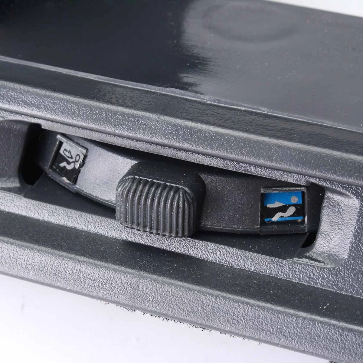 Пластиковая панель для приборной панели Центральная решетка вентиляционного