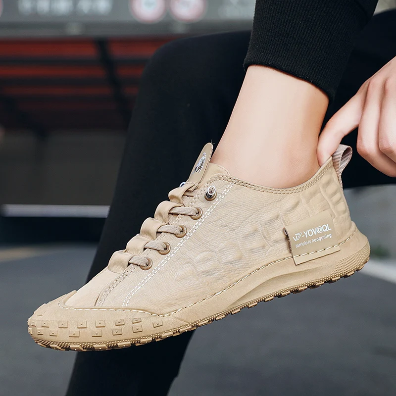 

New 2020 Classic Canvas Shoes Men Vulcanize Shoes Fashion Sneakers Men Non-slip Shoes Canvas Sneakers Leather Rubber Shoes