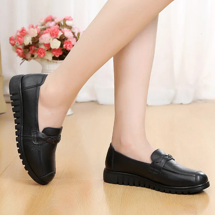 Women Shoes Loafers Slip-on Lightweight Female Casual Shoes Genuine Leather Soft Black Spring Autumn Woman's Footwear Hot Sale