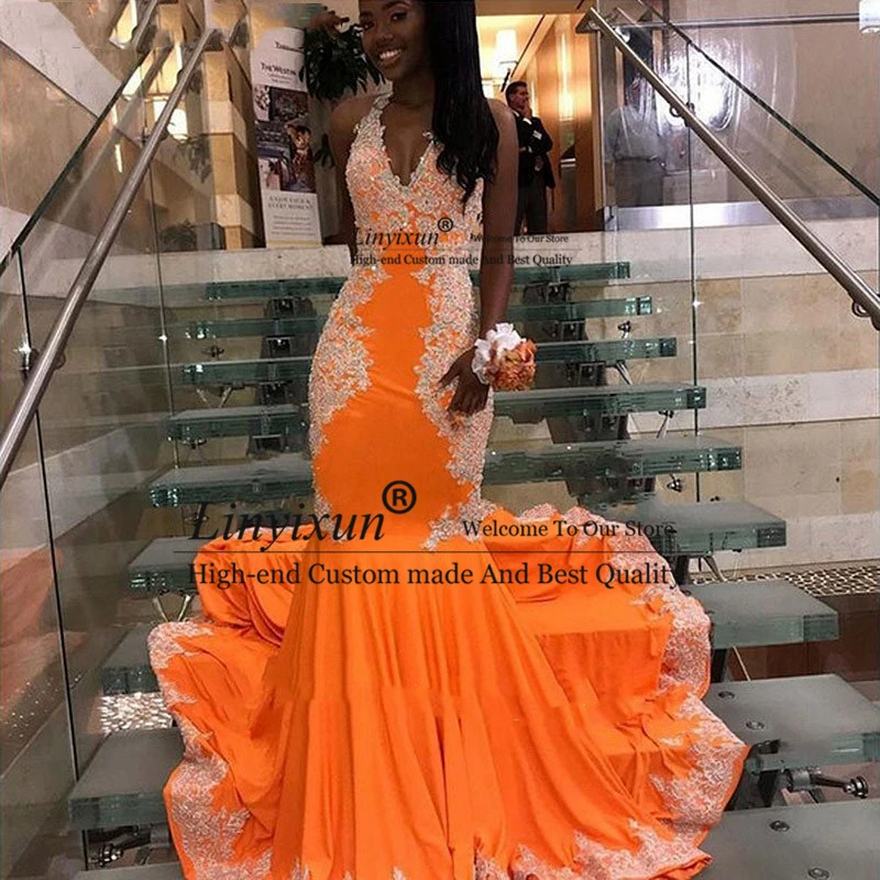 Halter Orange Mermaid Prom Dress with White Lace Open Back Sexy Mermaid Formal Evening Party Gown Court Train robes de soirée