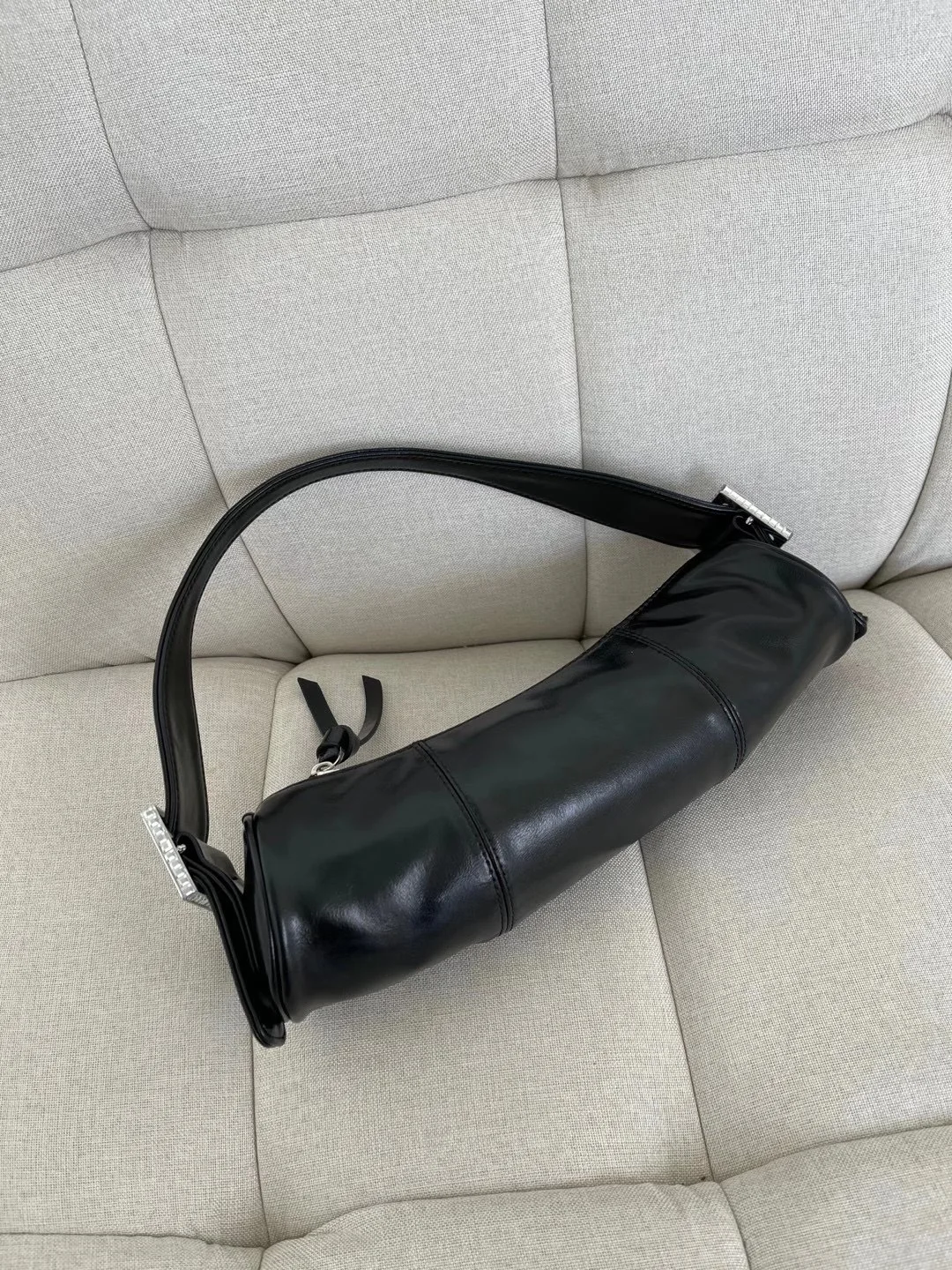 

2021 New Handle Bag Women Retro Barrel-Shaped High Quality Leather Shoulder Bag Exquisite Female Retro Underarm Bag