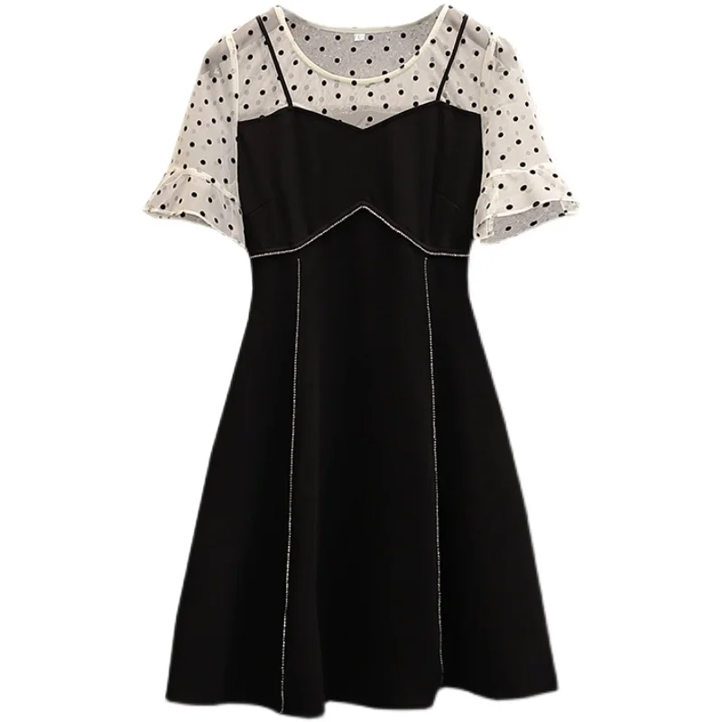 

Plus Size Women Embroidery Daisy Flower Dress Vestido Summer 2020 Mesh O Neck Short Sleeve Cotton Short Dresses 5XL robe