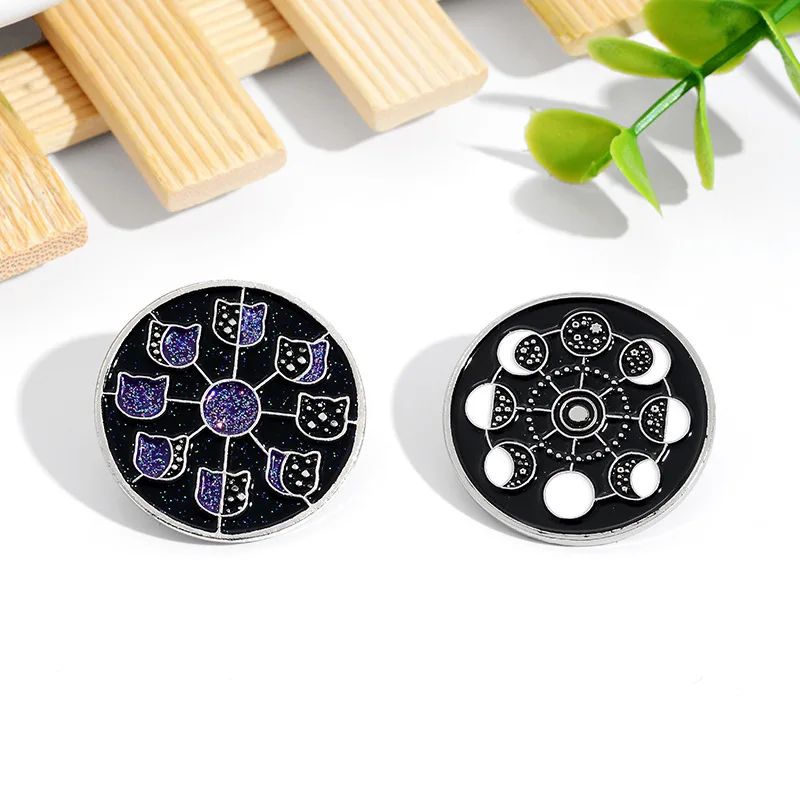 Оптовая продажа Мультяшные креативные эмалевые булавки в форме Луны и звездного