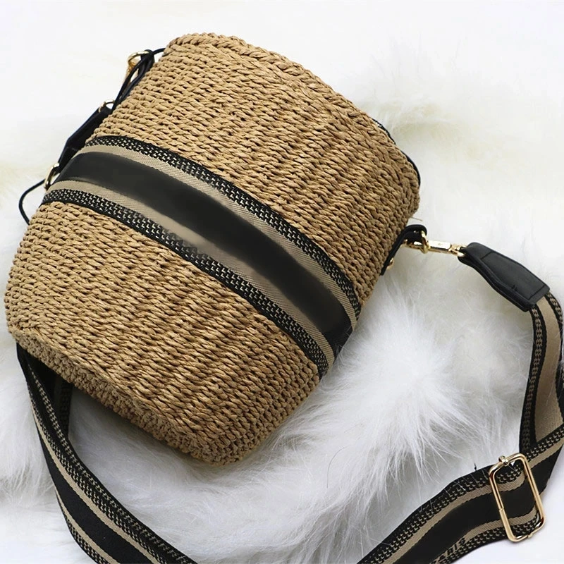 

Luxury Straw Bag 2021 Summer Women Handbags The New Woven Bags Bucket-Shaped Beach Shoulder Handbags Women Bags Designer