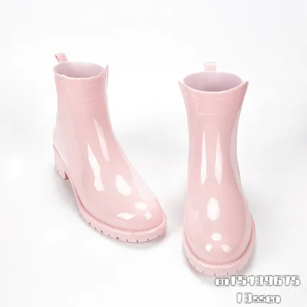 

NEW Platform Rain Boots Ladies Rubber Ankle Boots Low Heels Women Boots Slip On Flats Shoes Woman waterproof