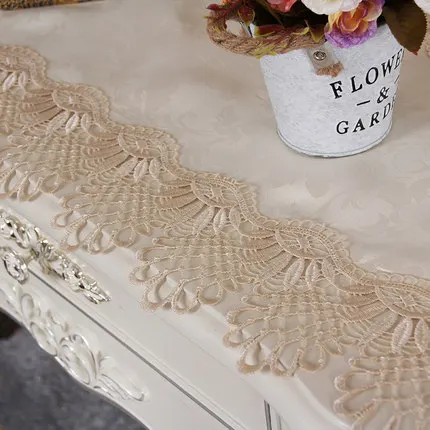 Скатерть кружевная с вышивкой в европейском стиле современная простая