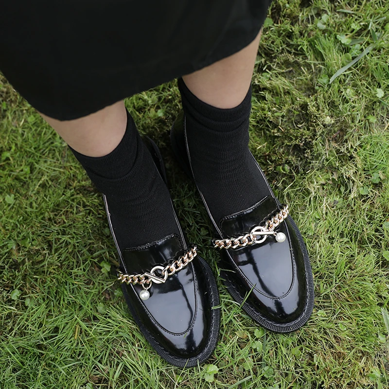 

VERCONAS Spring Retro Classic Design Women Pumps New Arrival Genuine Leather Chain Low Heels Basic Shoes Woman Concise Casual