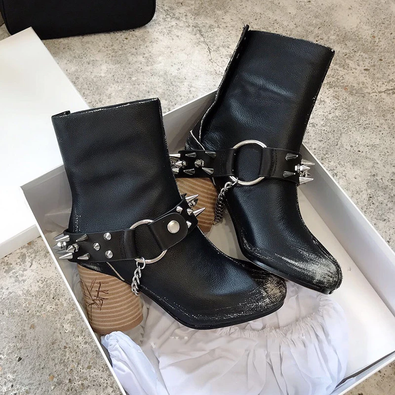 

Dirty-made Zipper Genuine Leather Ankle Punk Boots Round Heels Split Toe Black Shoes Women Spike Buckled Motorcycle Botas Mujer