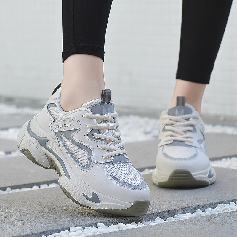 

Women Platform Summer Sneakers Hot Sale Female Chunky Shoe Fashion Breathable Vulcanize Casual Shoes Running Shoes Dad Sneakers