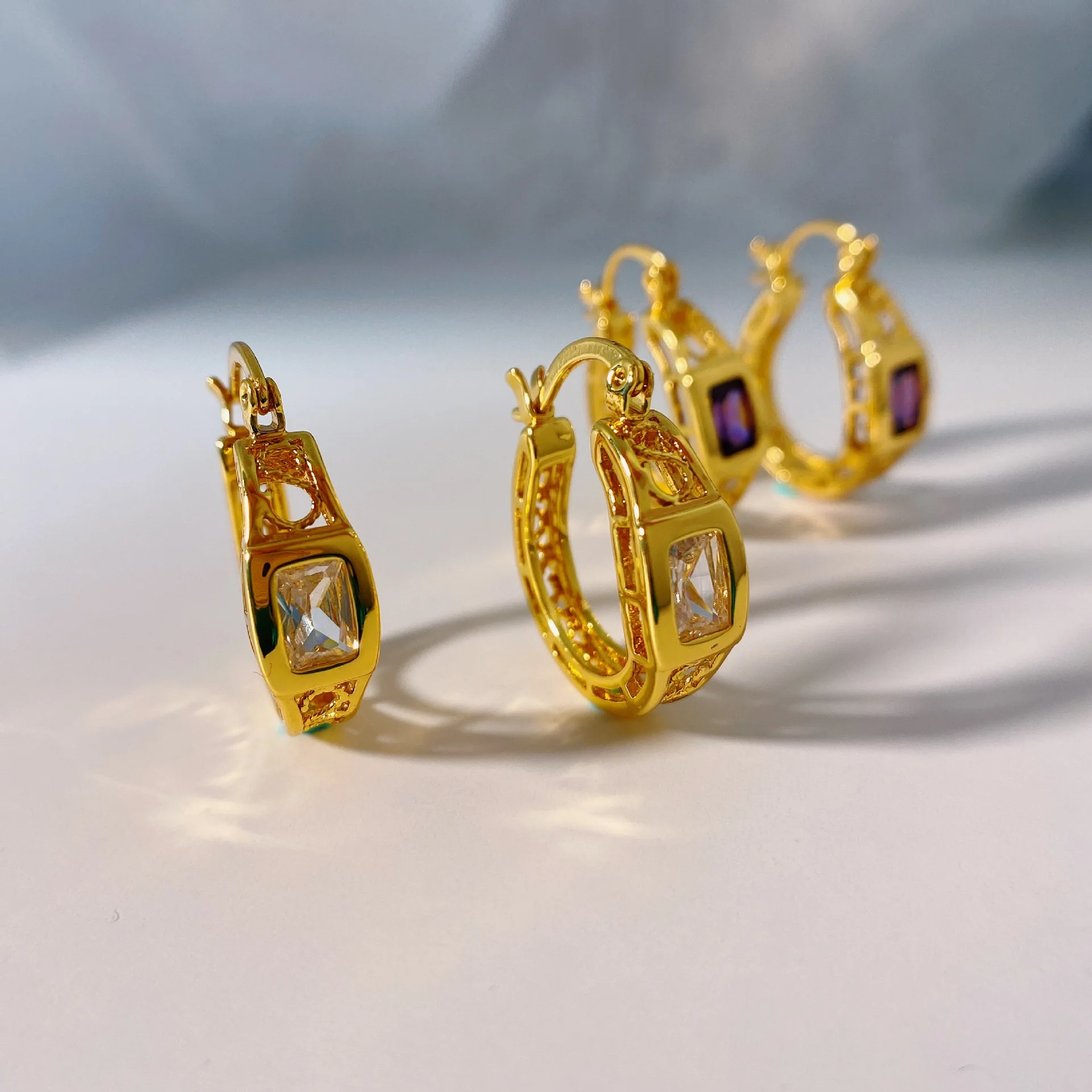 

Women zircon shiny thick real gold plated earrings hoop entry lux gift jewelry
