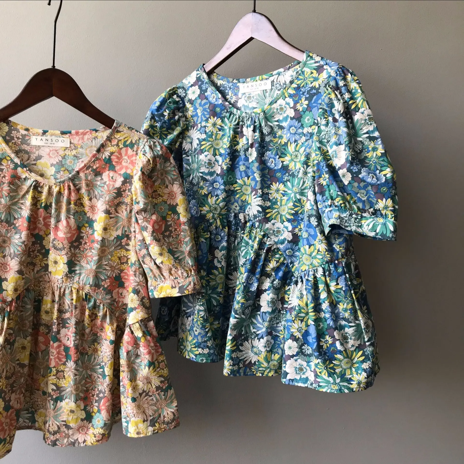 

Summer new style retro floral round neck pullover shirt women puff sleeve loose shirts women