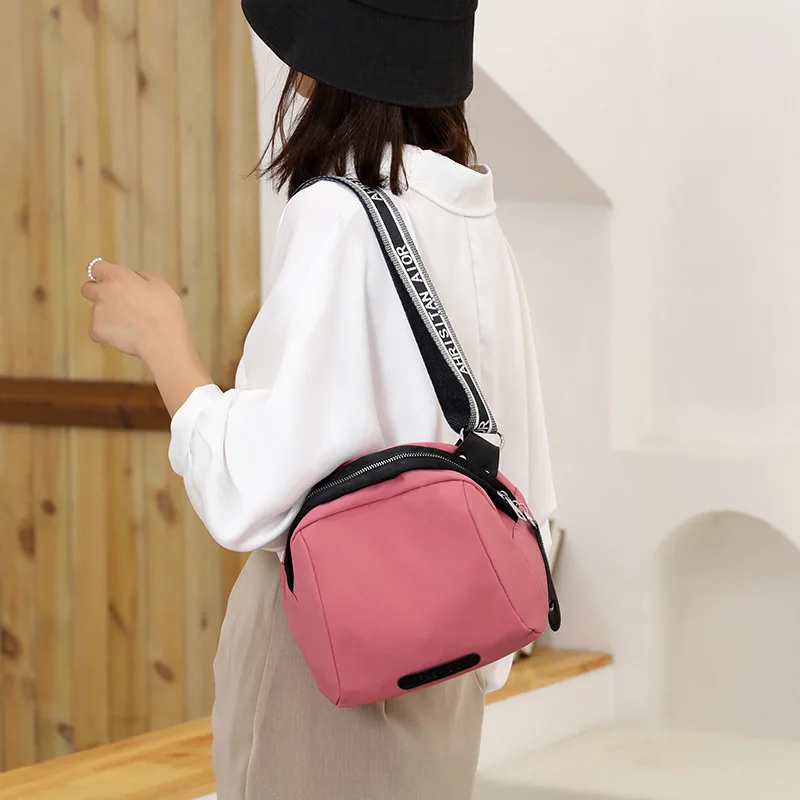 

Fashion Trendyol Japanese Waterproof Nylon Bag Black Women'S Sports Chest Kawaii Pinko Designer Handbag For Girls Phone Shopper