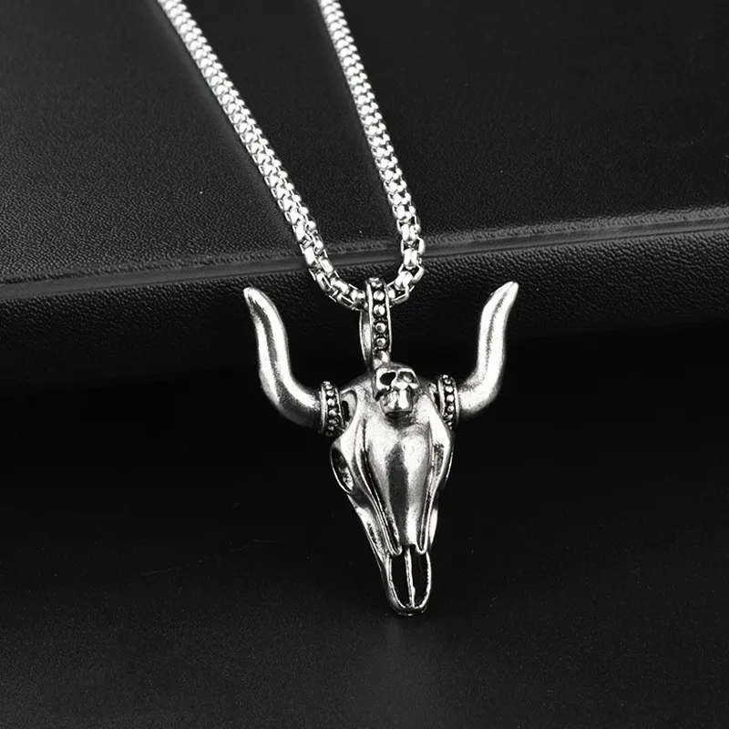 

Sheep Head Pendant Necklace Stainless Steel Fashion Hiphop Chain Men and Women Disco Rap Jewelry Rock Band Nightclub Bar