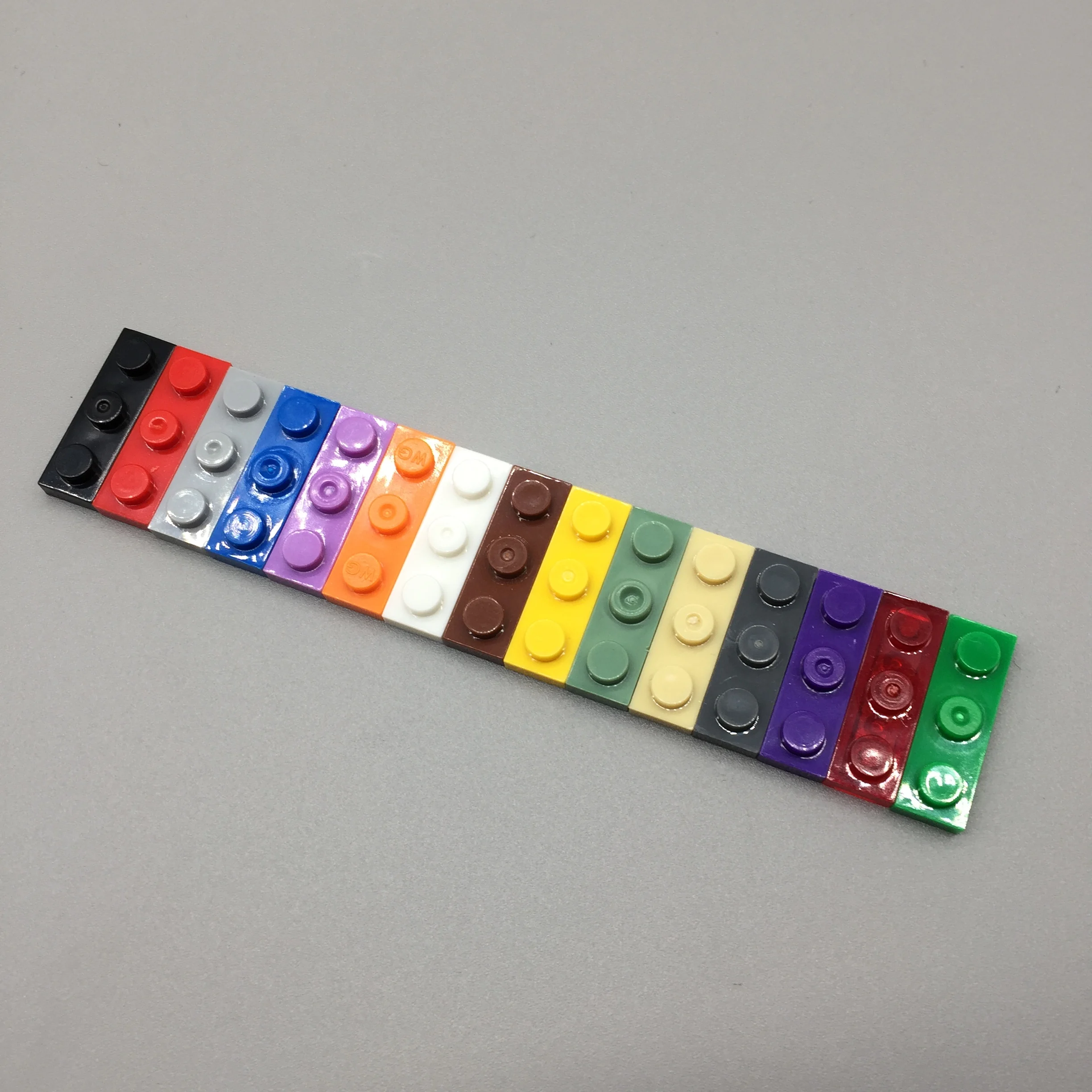 

MOC Compatible Assembles Particles 3623 Plate 1x3 For Building Blocks Parts DIY story Educational gift Toys