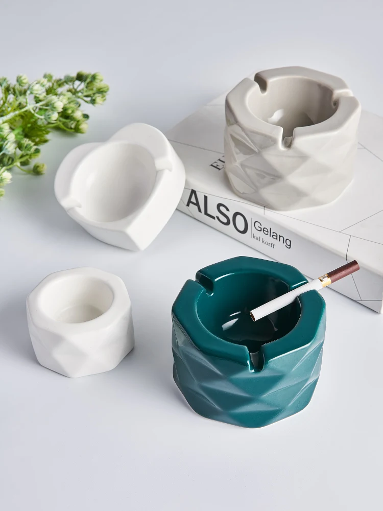 Дизайнерская креативная портативная пепельница Подарочная для сигар парня