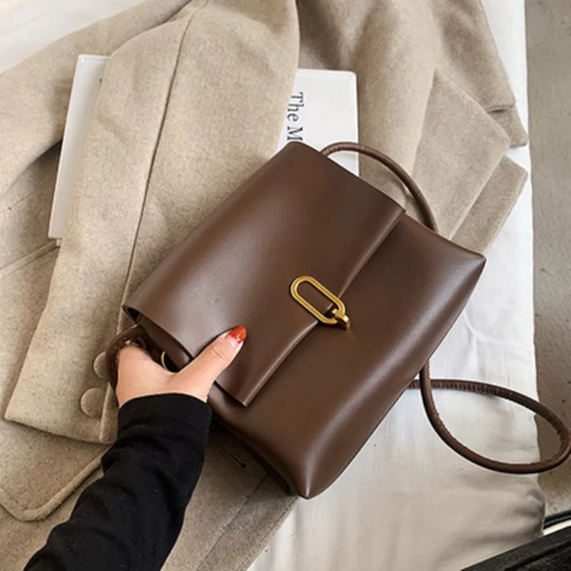 

2021 new luxury women's bag, high quality small Pu Small Square bag, fashionable cross-body bag Cc