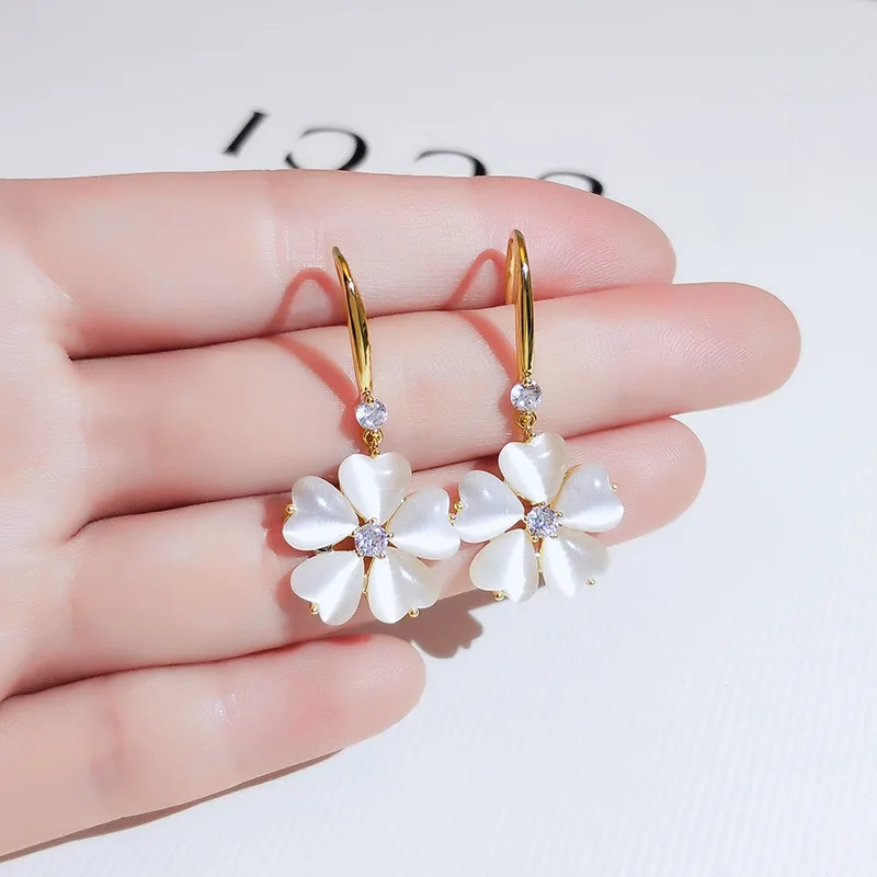 

New Fashion Opal Petal Earrings Earrings Ear Hook Tide Net Red Earrings
