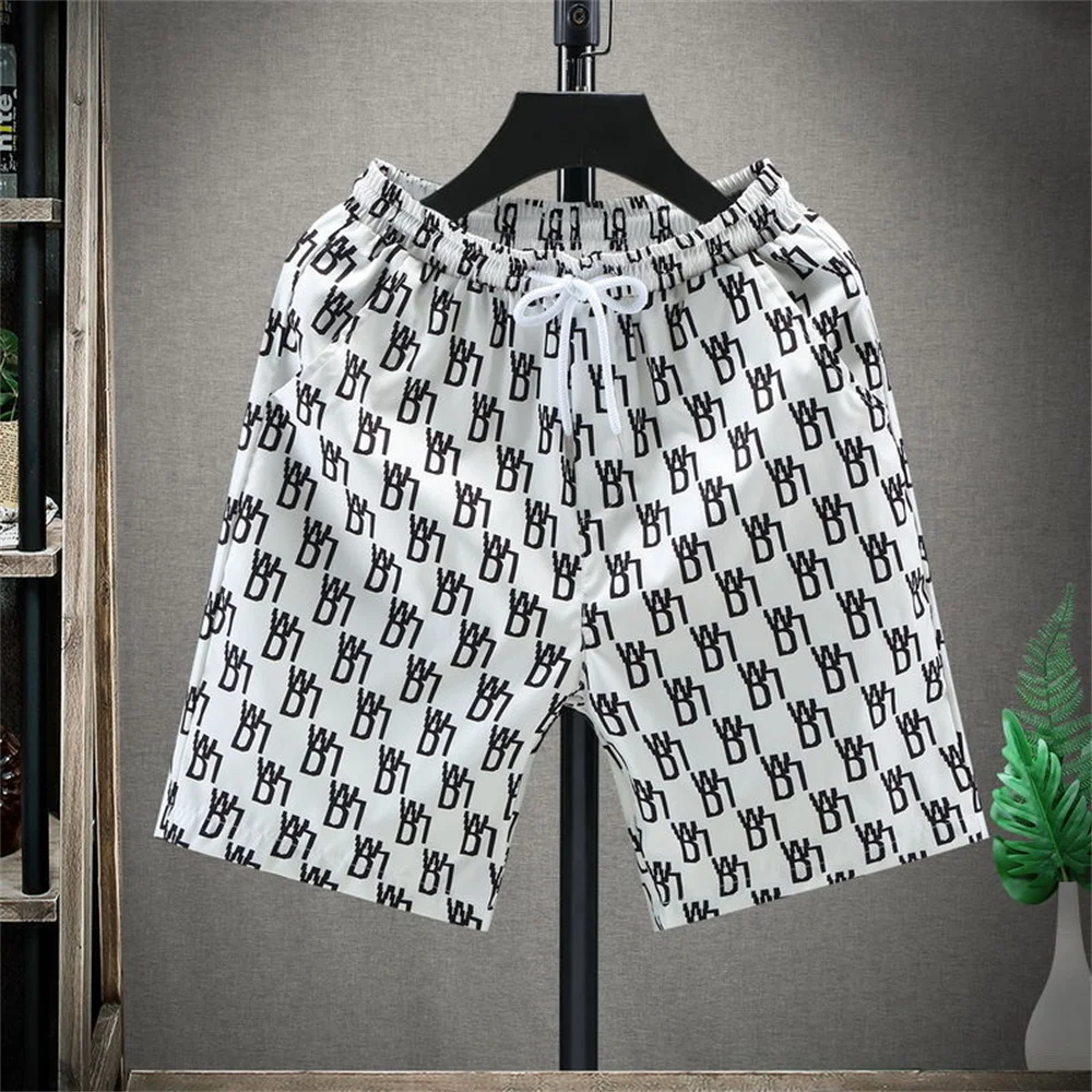 

2021 spring/summer new casual shorts sports pants men wear fashion printed five-cropped beach pants out of fashion