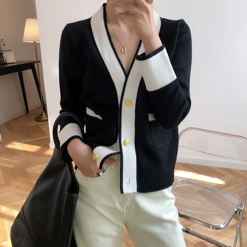 

2020 Design Women Cardigan Coat Sweater Women V-Neck Long Sleeve Poncho Vintage Button Knit Cardigans Women Cropped Tops Outfits
