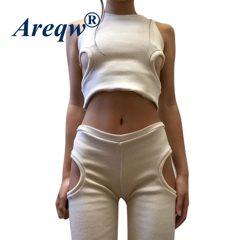 

2021 Spring and Summer New Personality Hollow Sexy Design Vest Top Shorts Suit