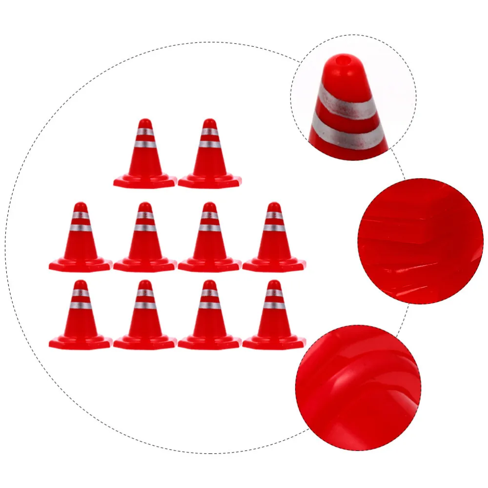 

20Pcs Road Cones Traffic Signs Simulation Roadblock Signs (Random Style)