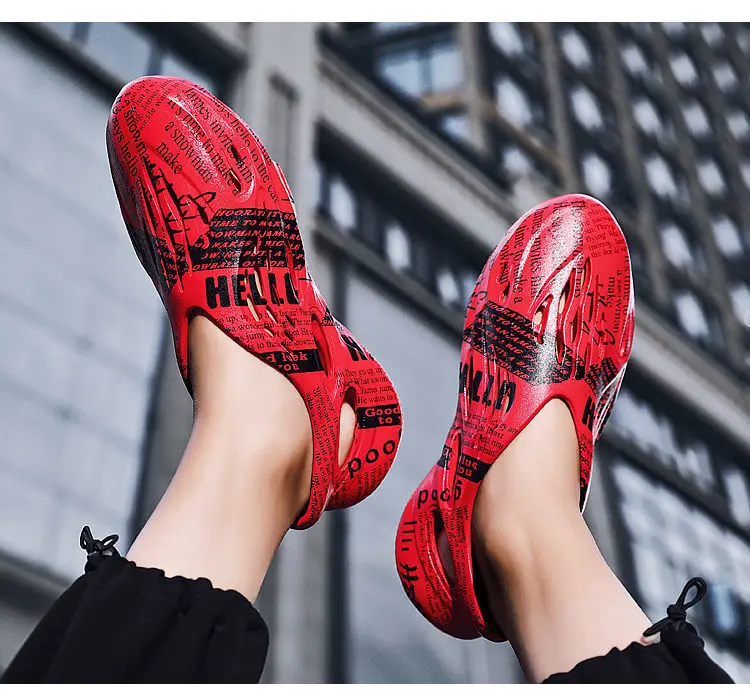 

Men's Summer Beach Shoes One-piece Camouflage Baotou Roman Shoes Sports Beach Sandals Female Clogs Outdoor Garden Shoes