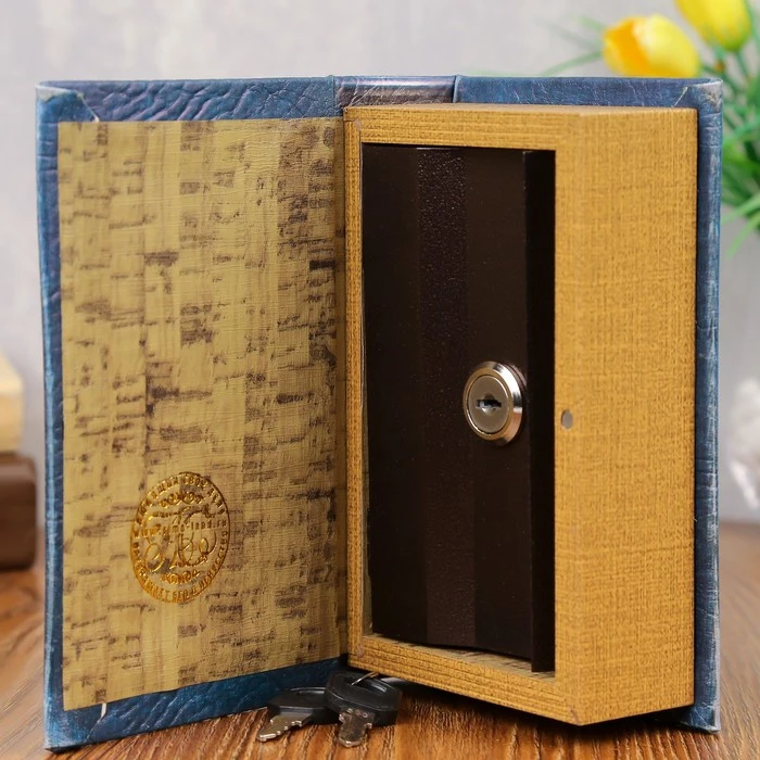 Сейф-книга Мои наполеоновские планы обтянута искусственной кожей | Безопасность