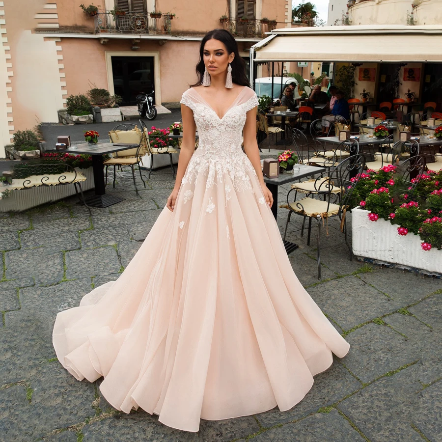

Off the Shoulder Lace Applique Crystals Champagne Ball Gowns Wedding Dress Chaple Train Bridal Dress vestido casamento praia