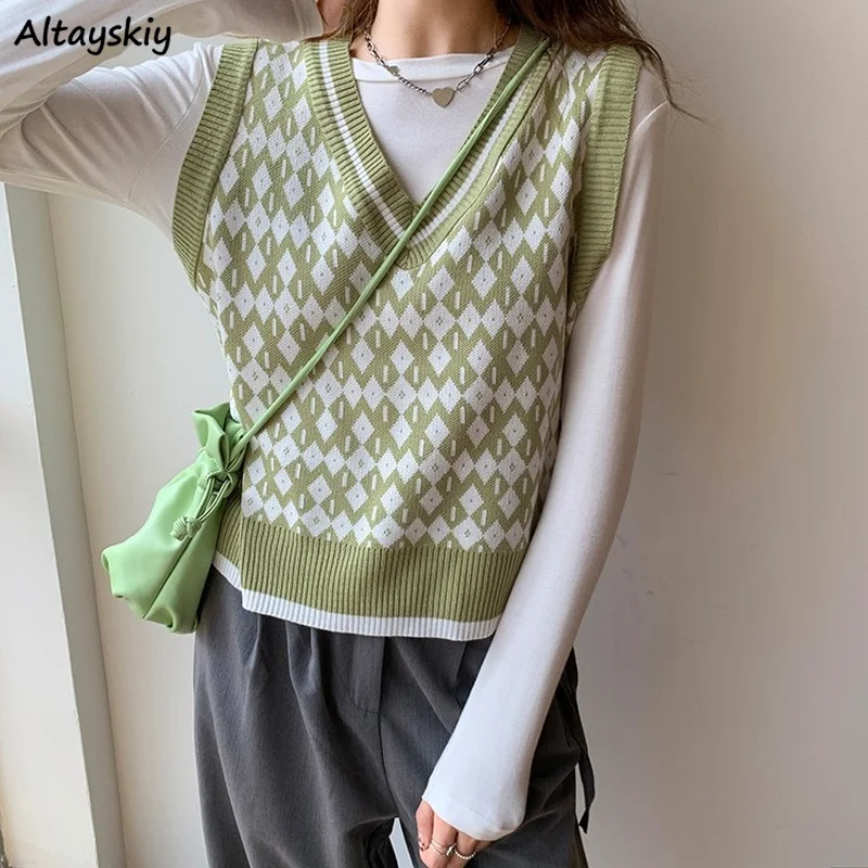 

Women Sweater Vests Argyle Retro Elegant Female Loose Casual Chic All-match Streetwear Jumpers Temperament V-neck Korean Style