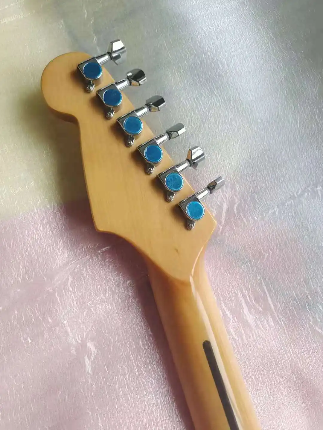 Электрическая гитара 5150 желтые и белые полосы точечная распродажа бесплатная