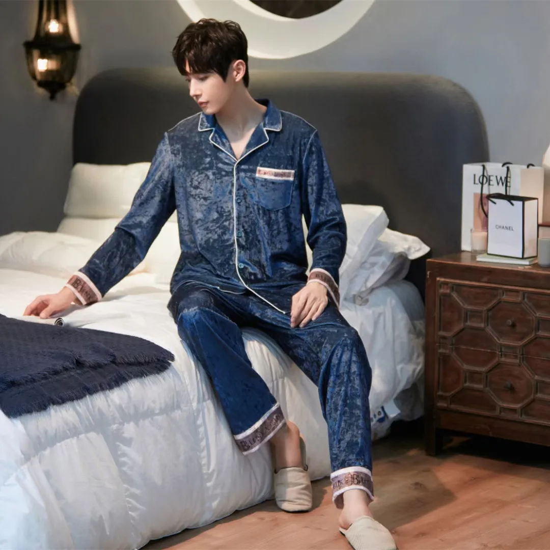 A hot two-piece, long-sleeved men's homewear pyjamas in golden velvet monoprint AUTUMN/Winter 2021