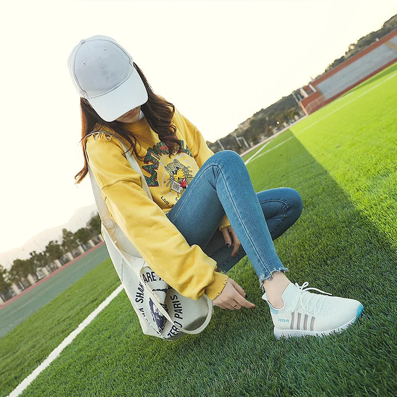 

2020 Women's Golf Sports Breathable Mesh Ladies Trend Sports Shoes Non-slip Outdoor Girl Grass Walking Sports Fitness Golf Shoes