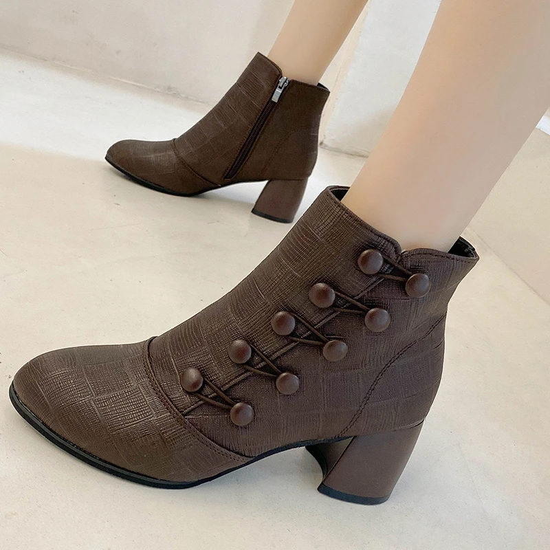 Autumn and winter new women's shoes, women's short boots, fashion casual high-heeled women's Roman zipper boots, nude boots