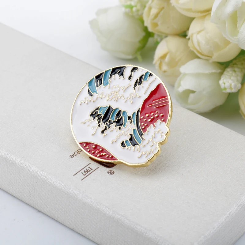 Модная брошь в форме волны цунами рубашки Нагрудный значок опт эмалированная