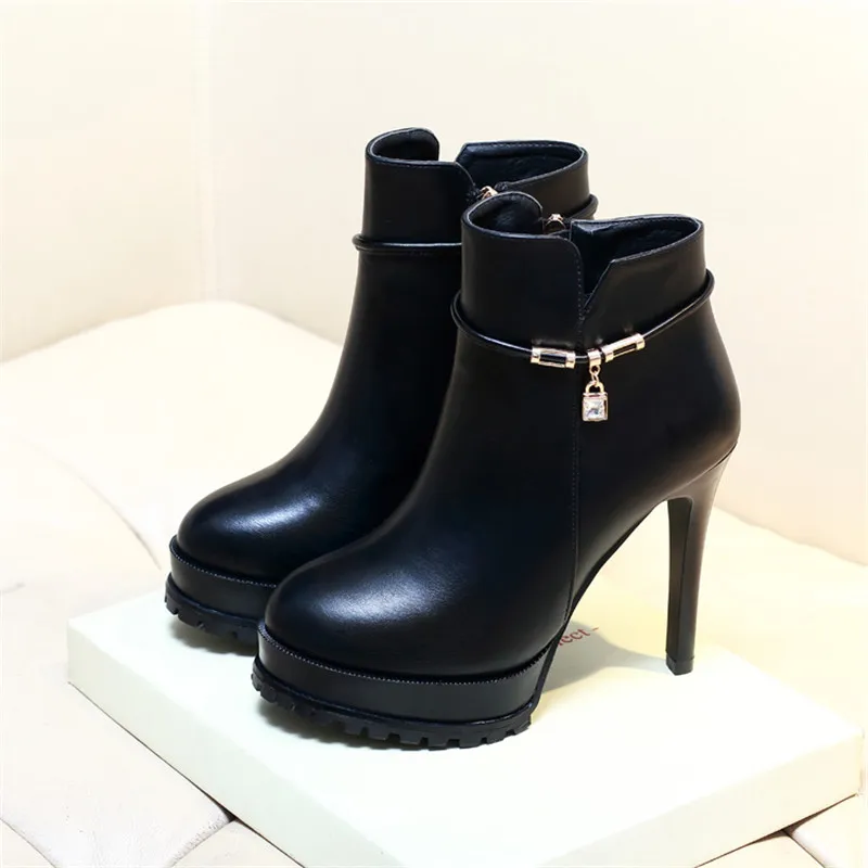 

Hjwsfdcai Sexy Leather Women Stilettos High Heels Boots Metal Decor Round Toe Side Zipper Ladies Ankle Boots Casual Mujer Shoes