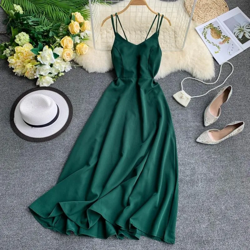 

2020 Summer Spaghetti Strap Sexy Dress Women Vintage V-neck Slim Bodycon Party Dresses Elegant Ladies Print Floral Beach Vestido