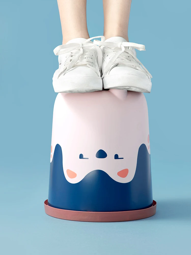 

10L Japanese-style Household Daily Use Cute Cartoon Creative Bedroom Household Living Room Toilet Trash Can Kitchen Trash Can
