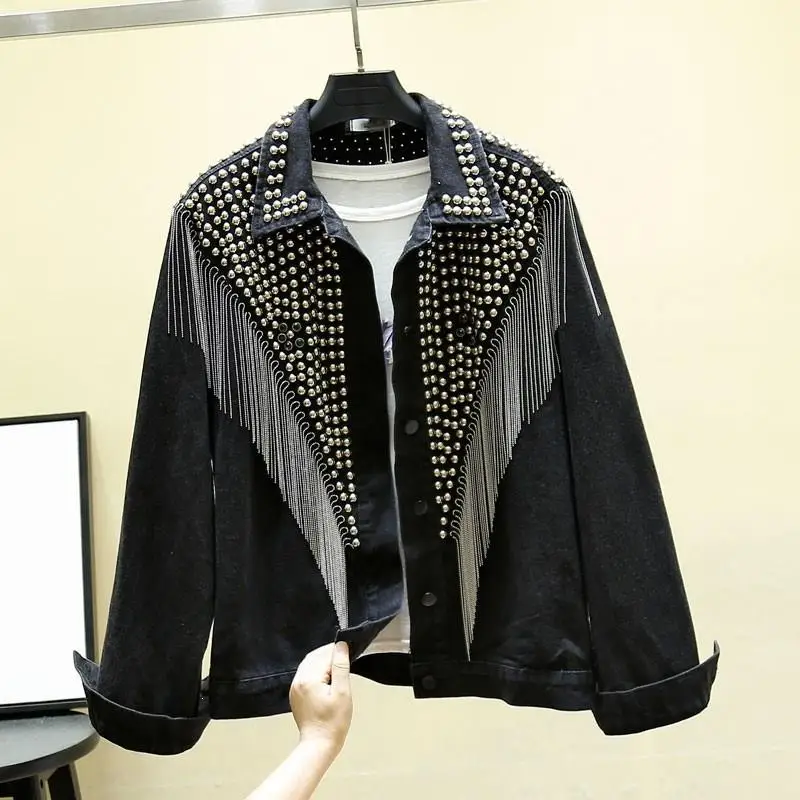 Осенняя уличная джинсовая куртка с заклепками и кисточками короткая Женская