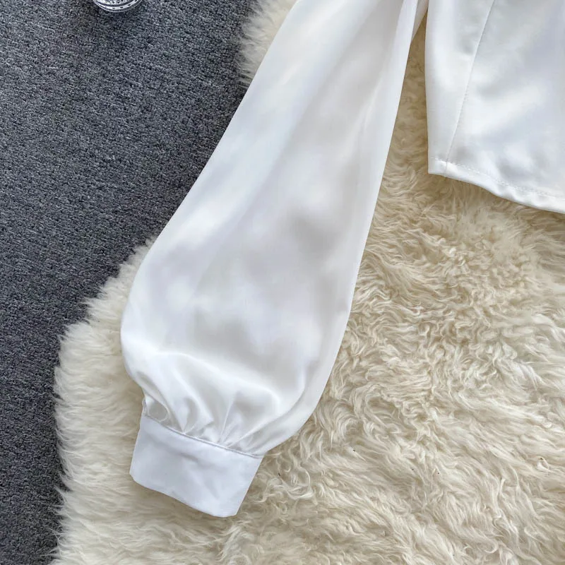 Autumn Clothes New Women Long Sleeves T-shirts Casual Slim Vintage Aesthetic Chain Palace Femme Crop Top Solid Sexy Streetwear