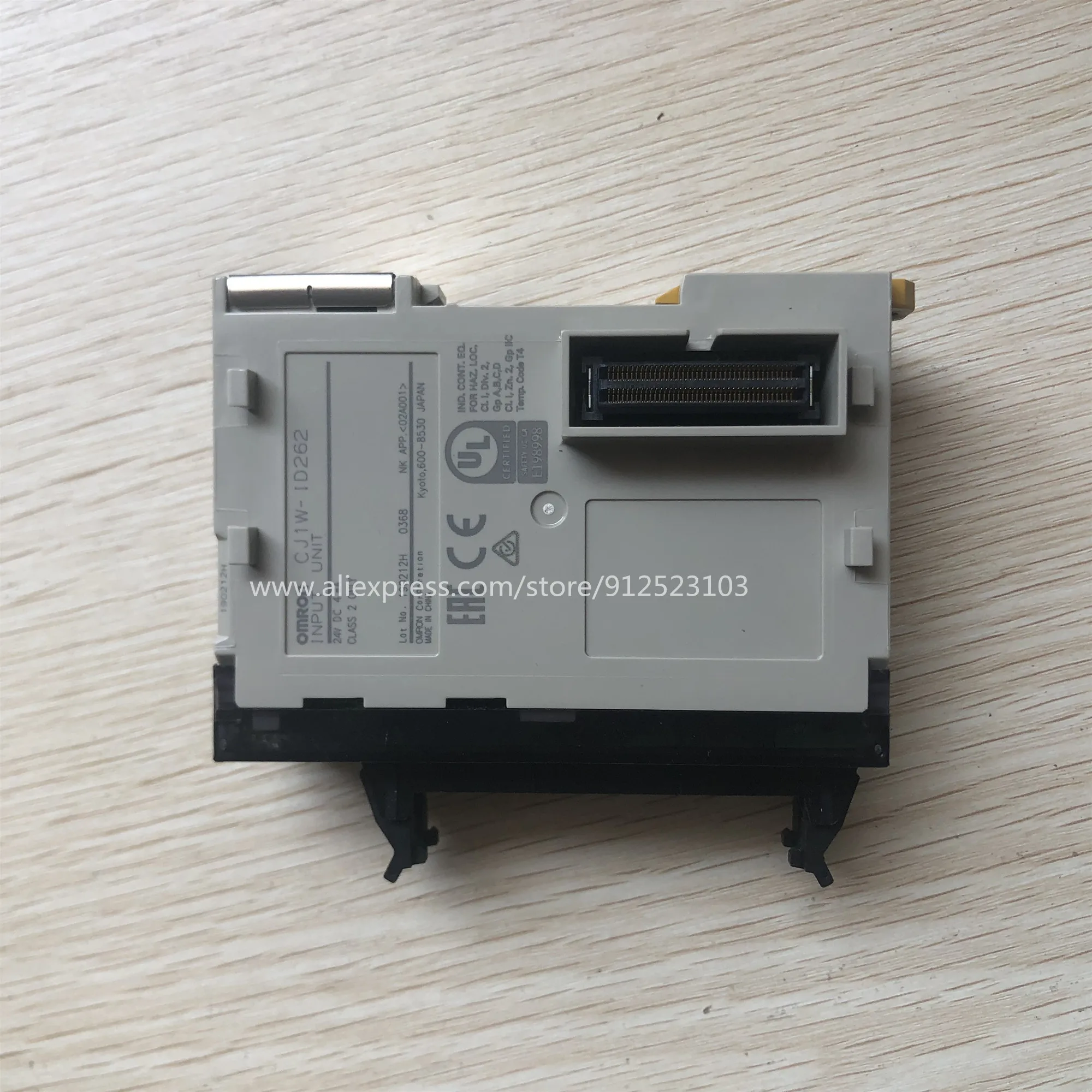 

New original CJ1W-ID262 PLC input unit