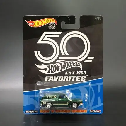 Спортивный автомобиль Hot Wheels 1:64 DATSUN 50 я Юбилейная Коллекционная серия