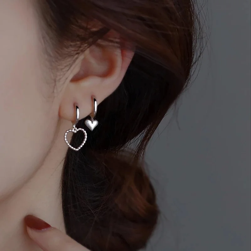 

Fashion Silver Color Hoop Earring Asymmetry Heart Charm Studs Earrings for Women Girl's Charm Party Jewelry Accessories