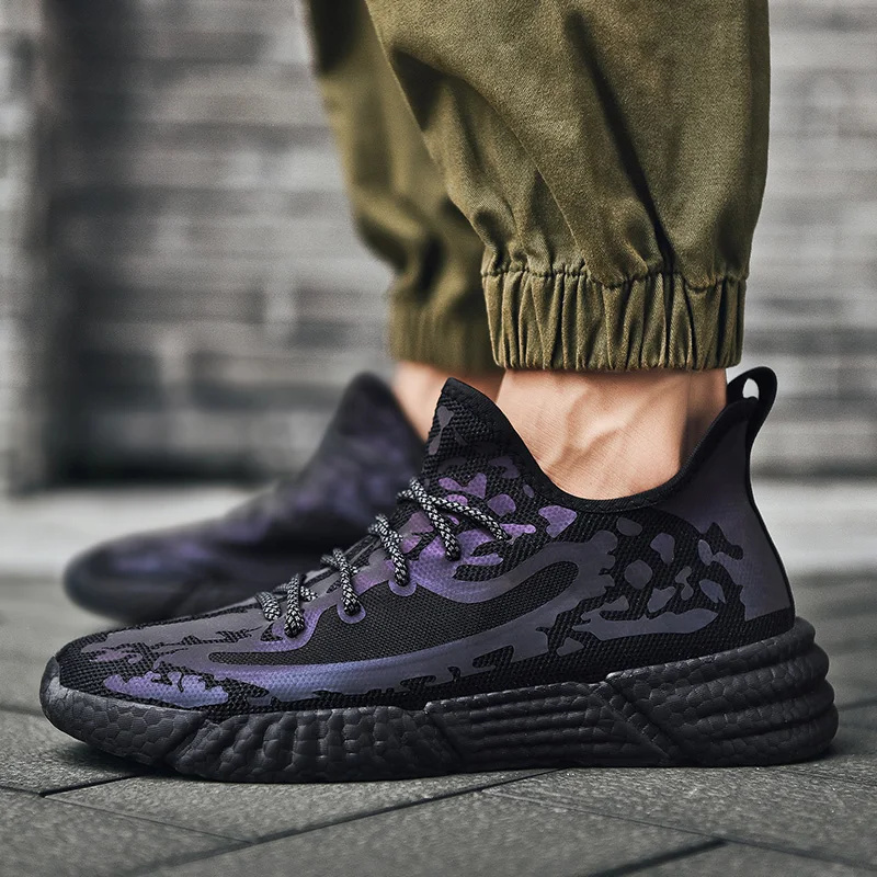 

Спортивные мужские кроссовки для отдыха; Белый Топ; Черный модный светильник; Вязаные кроссовки; Сезон весна; Мужские кроссовки