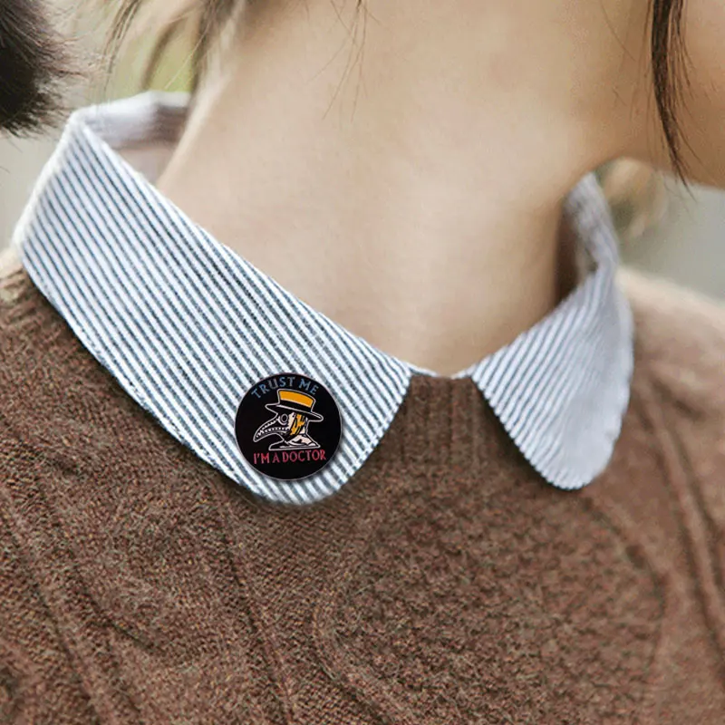 Эмалированный значок я врач | Украшения и аксессуары